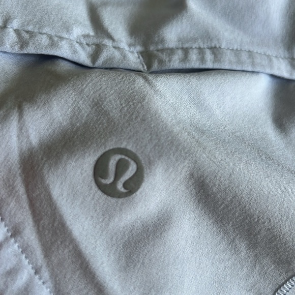 Lululemon Speed Up Low Rise Shorts size 4 - Picture 4 of 6